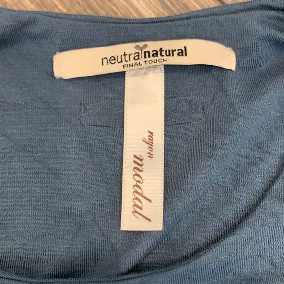 Gorgeous Fitted Tank Top - Picture 6 of 6